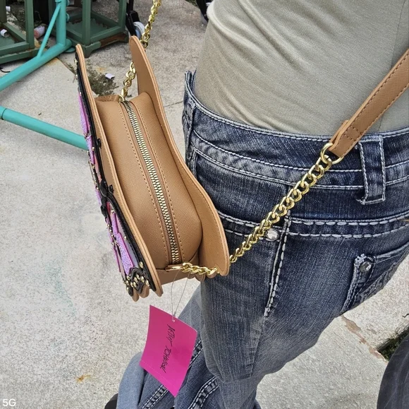 NWT BETSEY JOHNSON RAINBOW KITSCH BUTTERFLY CROSSBODY - Picture 2 of 5